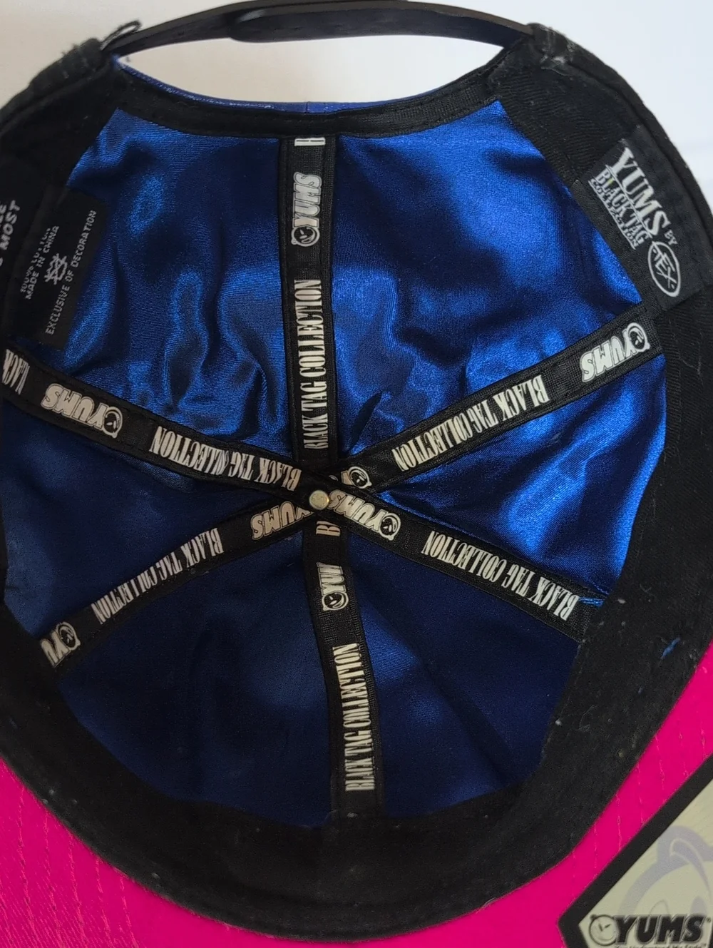 RARE VTG YUMS Swirls Blue, Black & Pink Smiley Snapback Hat